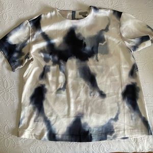 H&M Top Blue & White Marbled